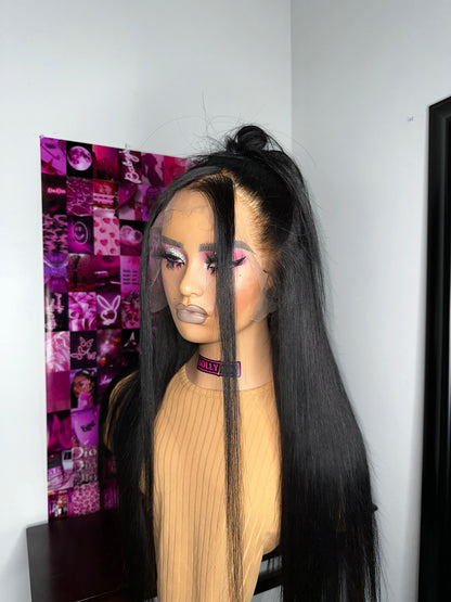 Y2K claw clip hairstyle with a 13x6 frontal wig
